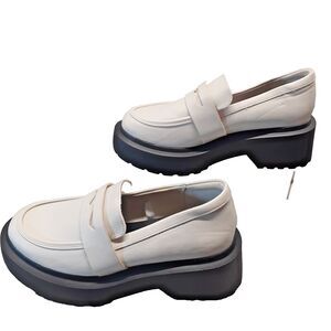 Wild Fable Women Size 9.5 Lacey Loafer White Slip-On Memory Foam Insole NWOT Y2K